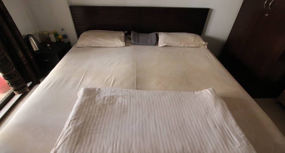 Global Home Stay Solution - Koregaon Park, Pune 1
